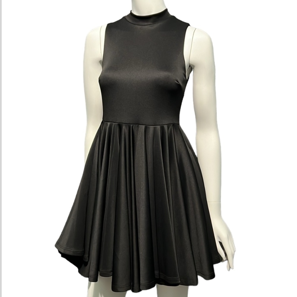 AKIRA Chicago Red Label Sweetest Thing Sleeveless Mock Neck Skater Dress XS